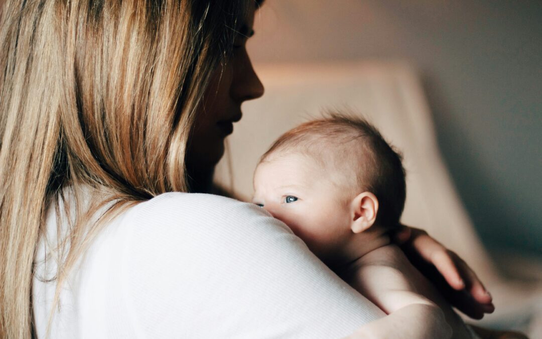 Postpartum Support for New Moms: Coping When Motherhood Feels Too Heavy